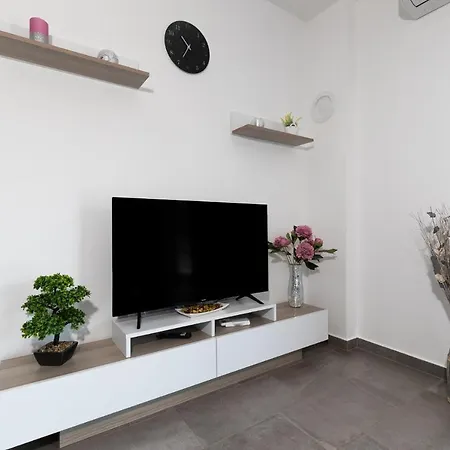 Bura Apartment Punat